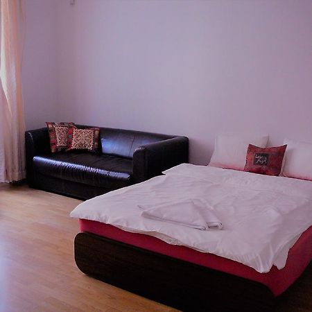 ברטיסלאבה Lion Apartments Medena, Big Size, High Ceilings מראה חיצוני תמונה