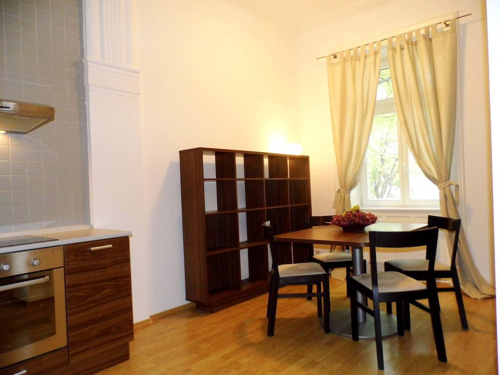 ברטיסלאבה Lion Apartments Medena, Big Size, High Ceilings חדר תמונה