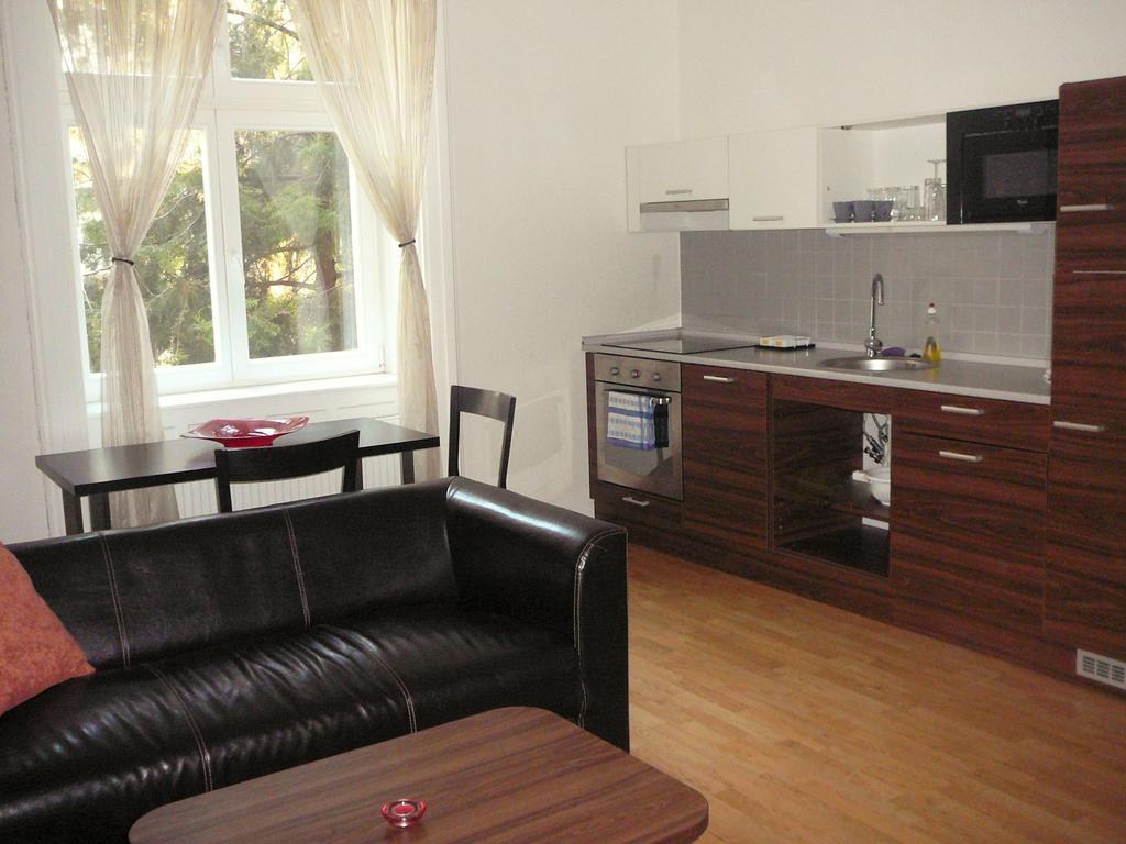 ברטיסלאבה Lion Apartments Medena, Big Size, High Ceilings מראה חיצוני תמונה