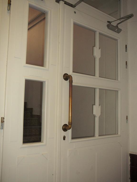 ברטיסלאבה Lion Apartments Medena, Big Size, High Ceilings מראה חיצוני תמונה