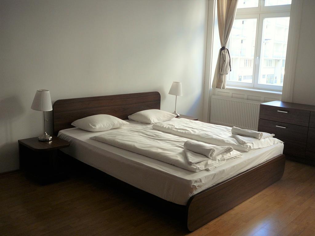 ברטיסלאבה Lion Apartments Medena, Big Size, High Ceilings מראה חיצוני תמונה